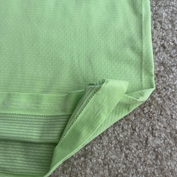 Lululemon Swiftly Tech Racerback Tank Top 2.0 *Race Length - Picture 9 of 12